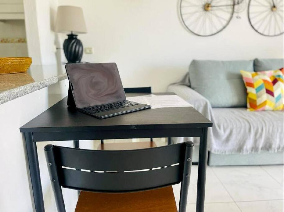 Comfy Home With Large Terrace Five Minutes From Ocean Los Cristianos  Kültér fotó